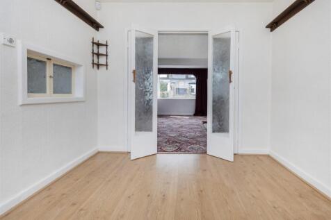 Bramleys Estate Agents - Weatherhill Crescent - Li