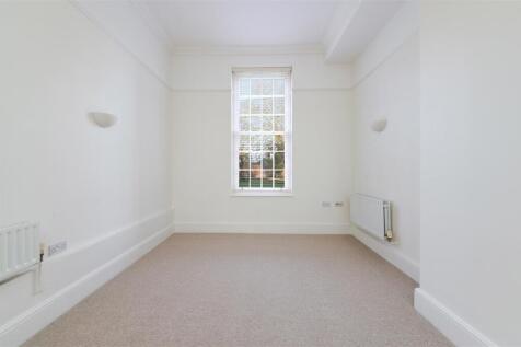 New WELLESLEY HOUSE,6-11 (1).jpg