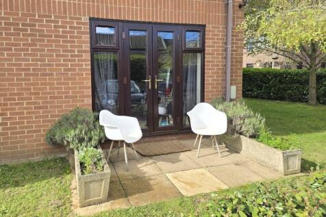 patio front on.jpeg