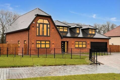 Four Bed Detached House - FOR SALE