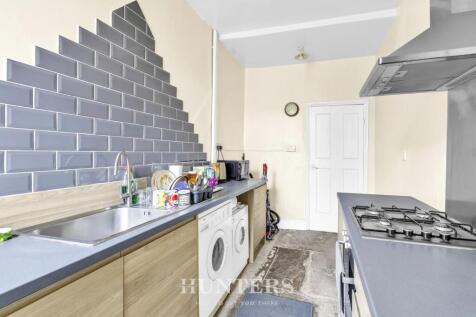 Manchester Road (24).jpg