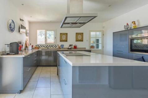 Alain Reyanud Photo - Languedoc