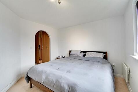 Bedroom-1_2.jpg