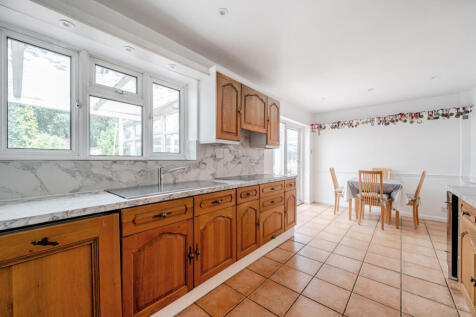 1327505-11-6877b9...