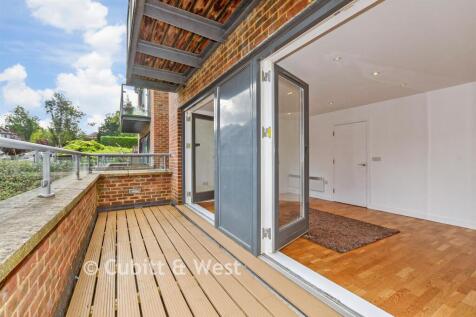 External Lifestyle Photograph