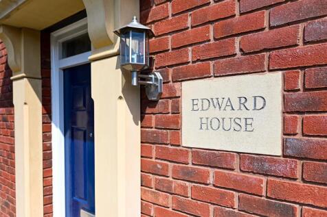 16 Elviron Drive-26.jpg