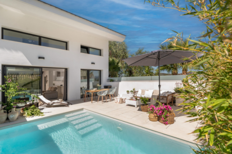 Private pool