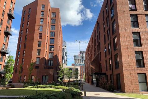 Martin & Co are proud to present this stunning one bedroom apartment situated at the recently completed Alto development, situated just moments to Deansgate and Spinningfields, complimented by a high