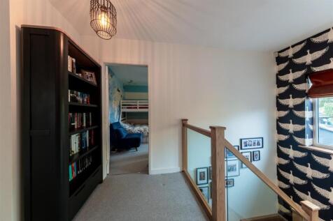 25 Walkers Lane-048.jpg