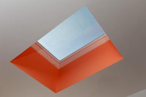 Flat 9 Skylight