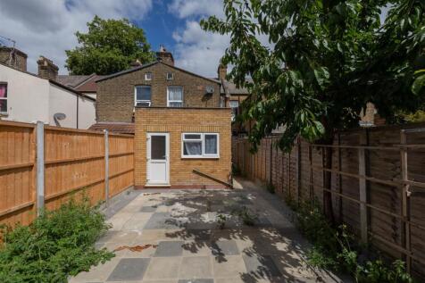 Romford Road, E7