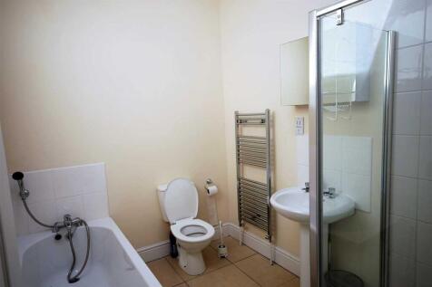 Bathroom/Shower room