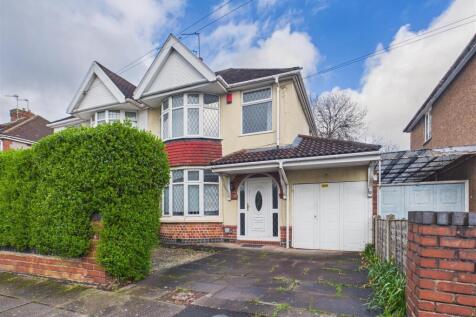 Front Garden & Off Rod Parking
