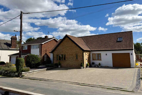 6 bed chalet for sale Cordys Lane, Trimley St. Ma