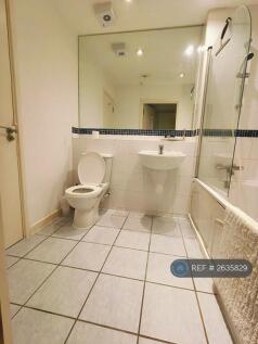 Ensuite To Bedroom 2