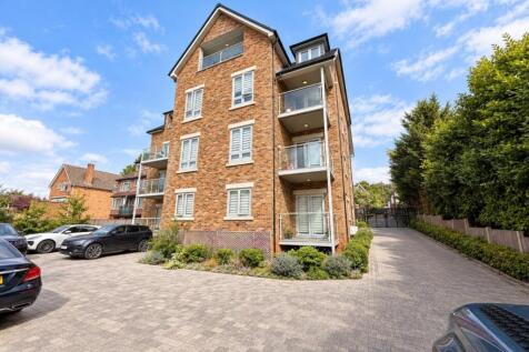 2 bed flat/apartment for rent in West Wycombe Road, High Wycombe