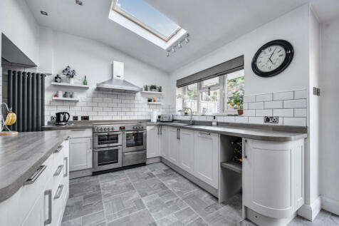 1432145-19-69bae7...