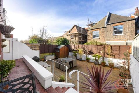 Montefiore Road, 32-001.jpg