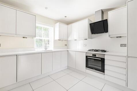 3 Chantry Lane, Towcester (28).JPG