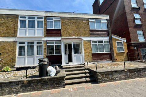 5 bed end terrace to rent Brokesley Street, Londo