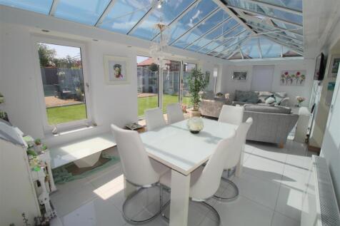 Edwinstowe Road, 77, conservatory 2.JPG