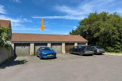 Garage & Parking