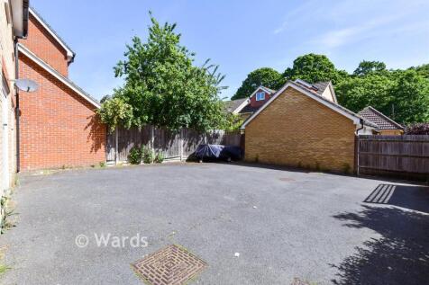Driveway/Parking