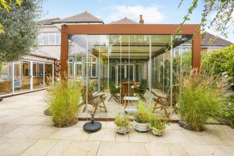 1548903635 - WESTCOTT WAY, SM2 - 7.jpg