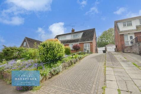 Three Bedroom Semi Detached Property with Panoram