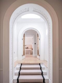 6 bed, 6 bath Terraced in london - Photo 20