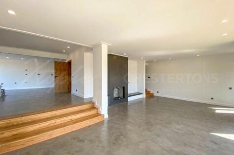 Quarteira 7 Bed Villa For Sale (15)