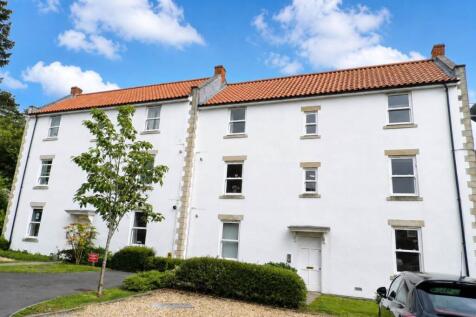 2 Bedroom Flat in BA11 1AZ