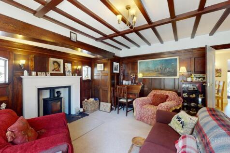 15-Breary-Lane-East-05212025_195619