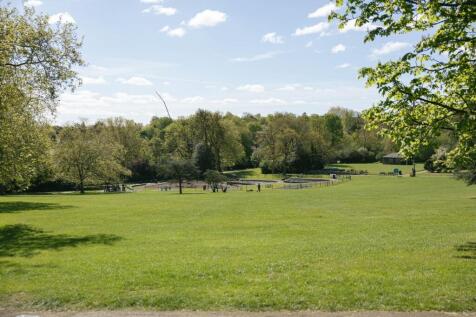 Wells Park, SE26 - 9.jpg