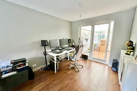 IMG-20250314-WA00...