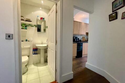 0b5026c6-227a-4c6...