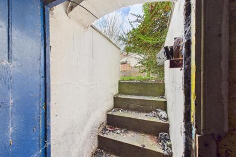 10, Cranbrook Road Bristol, BS6 7BN | Hollis Morga