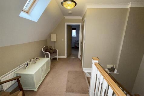 SECOND FLOOR LANDING