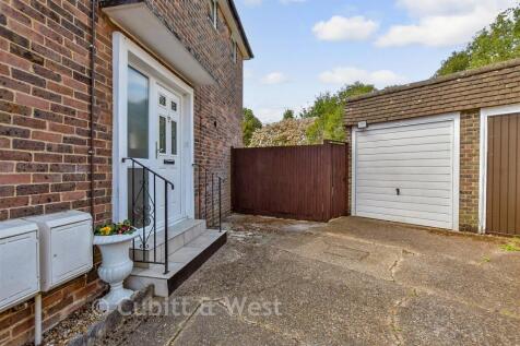 Driveway/Parking