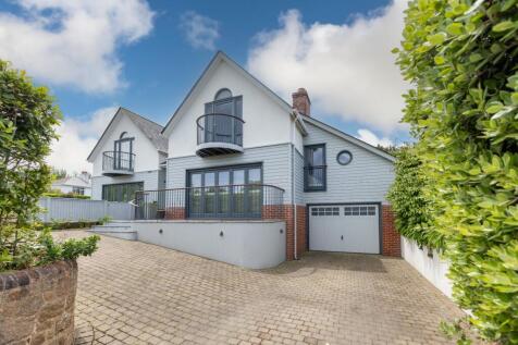 Click to visit Rightmove listing