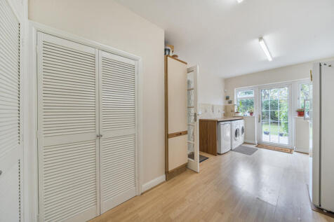 1354388-11-68c7db...