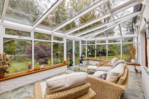 4 bed, 4 bath Detached in Glasgow - Photo 25