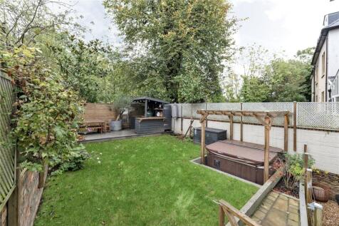5 bed, 3 bath Semi-Detached in Bristol - Photo 14
