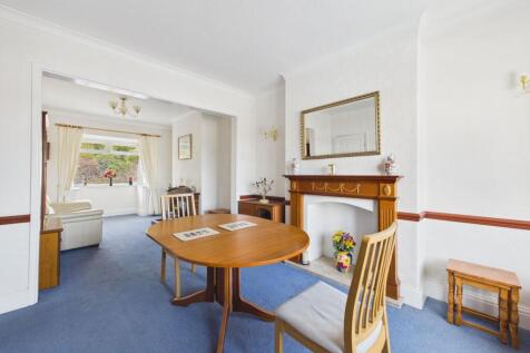 Lounge Dining Room