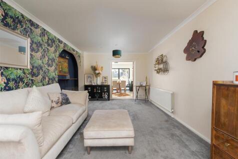 26 Elmcroft Road, North Kilworth (29).jpg