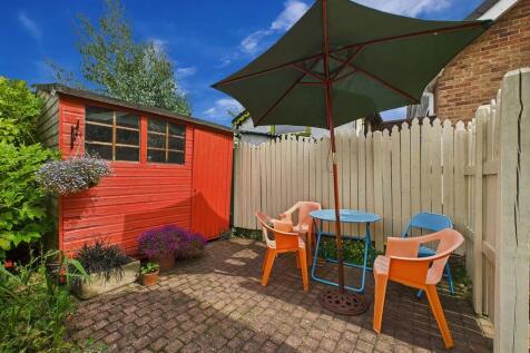 CAM04273G0-PR0175...