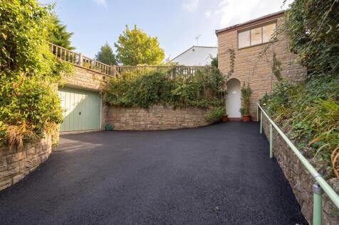 Driveway & Garage