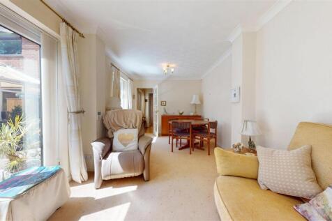 Heyes Avenue Reception Room