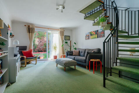 Sitting / Dining Room