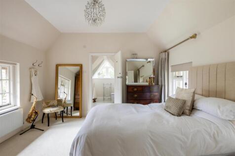 Keepers Cottage-2.jpg